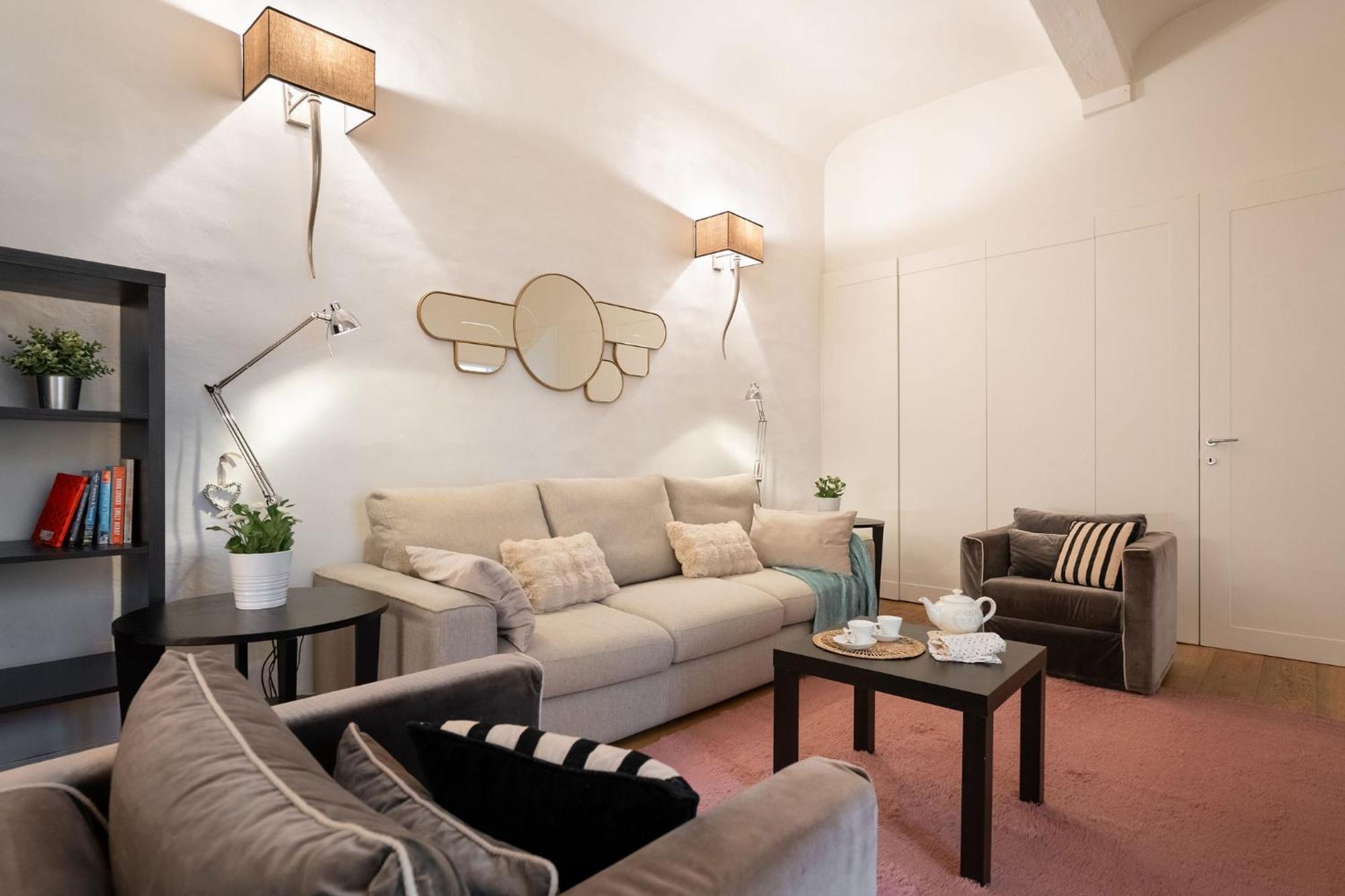 Keys Of Italy - Tornabuoni 5 Tot - Luxury * Florencia